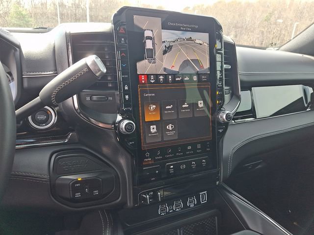 Used 2025 RAM 3500 Limited image 19