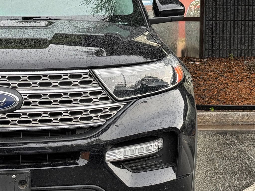 Used 2024 Ford Explorer Limited AWD/4WD image 5