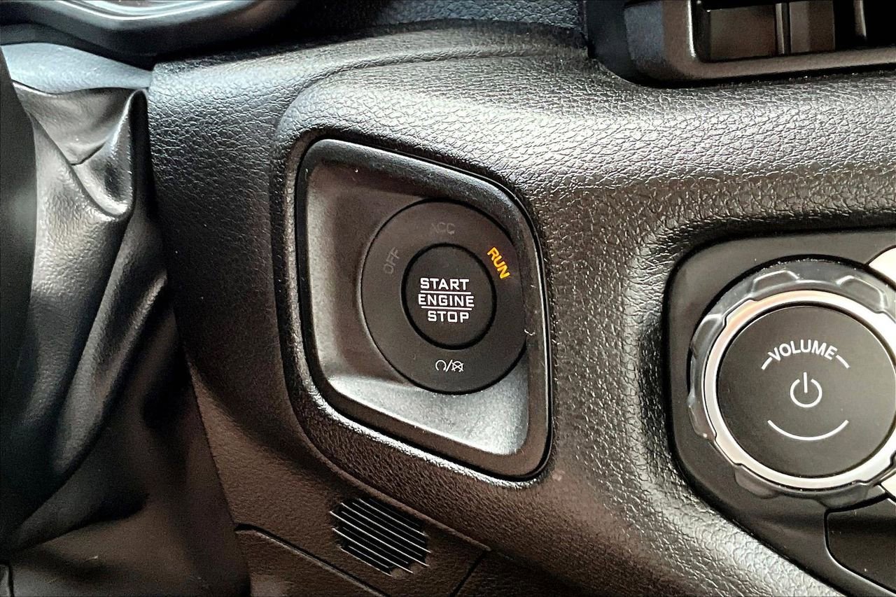 Certified 2024 Jeep Wrangler Unlimited Sport AWD/4WD image 26