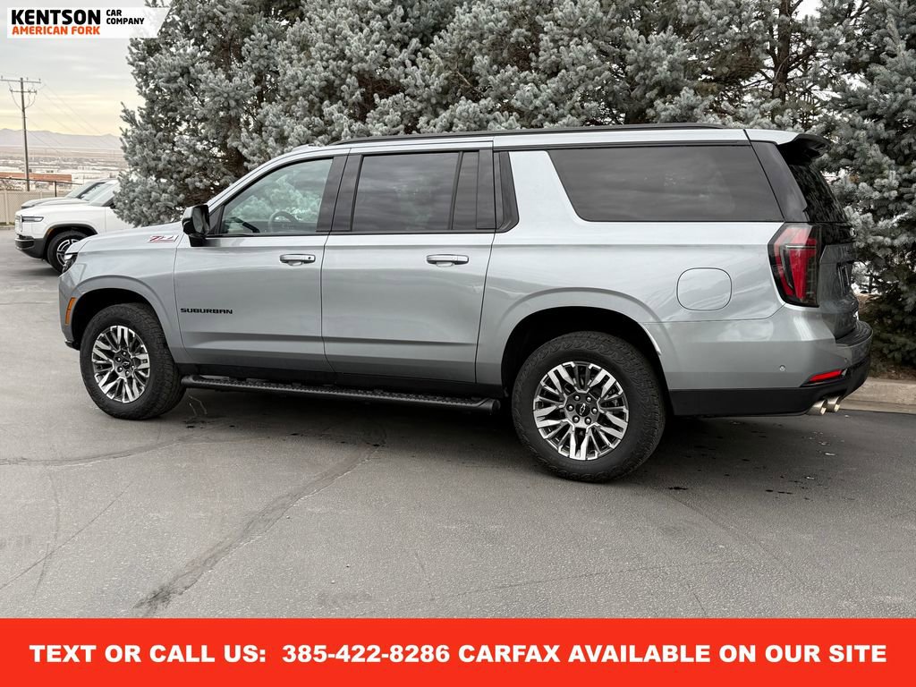 Used 2025 Chevrolet Suburban Z71 image 5