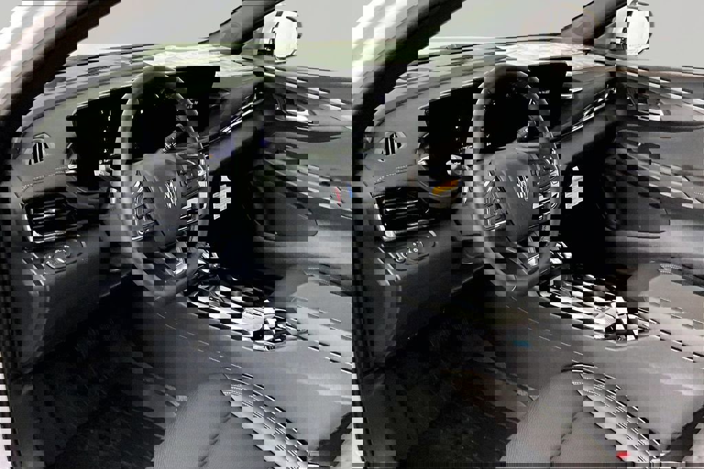 New 2026 Buick Envista Avenir image 8