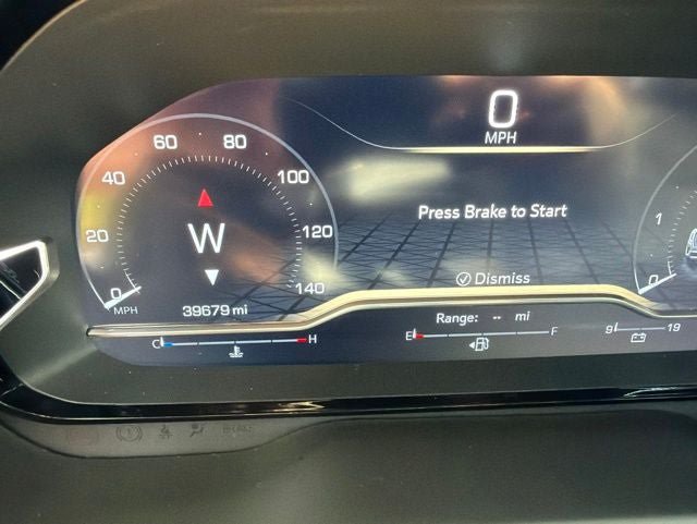 Used 2024 GMC Yukon Denali AWD/4WD image 9