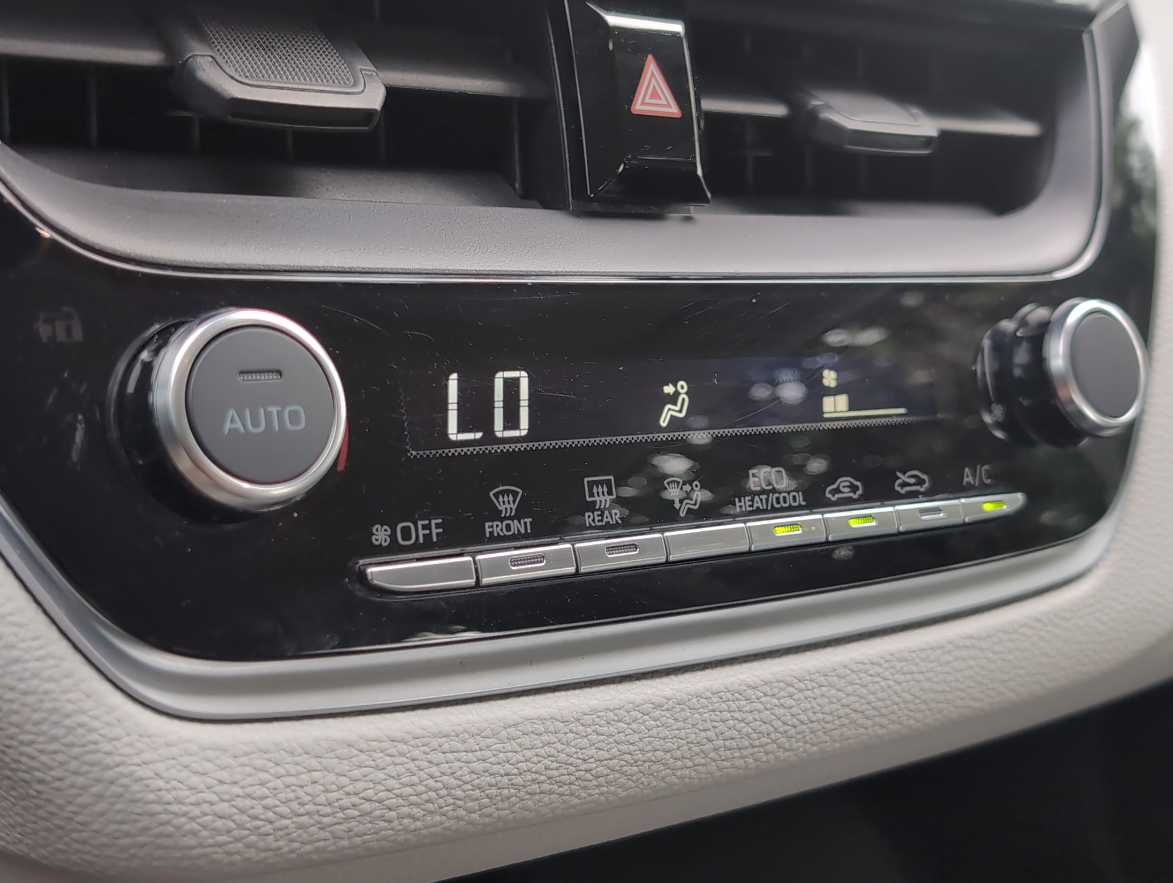 Certified 2024 Toyota Corolla LE FWD image 36