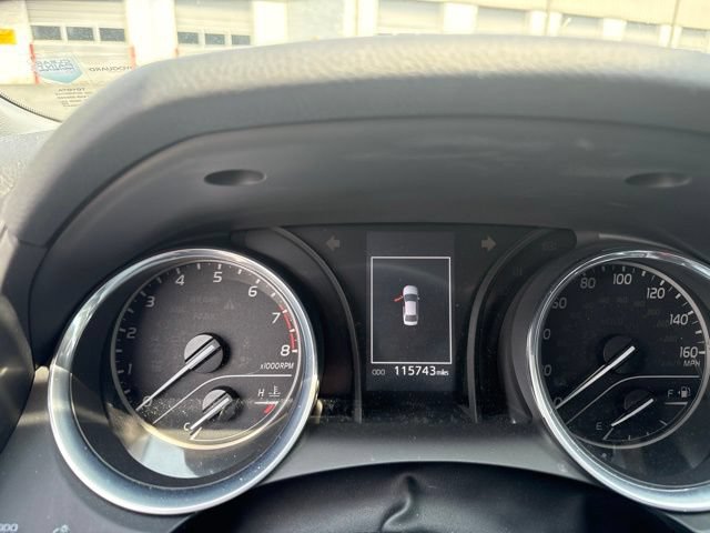 Used 2020 Toyota Camry LE FWD image 16