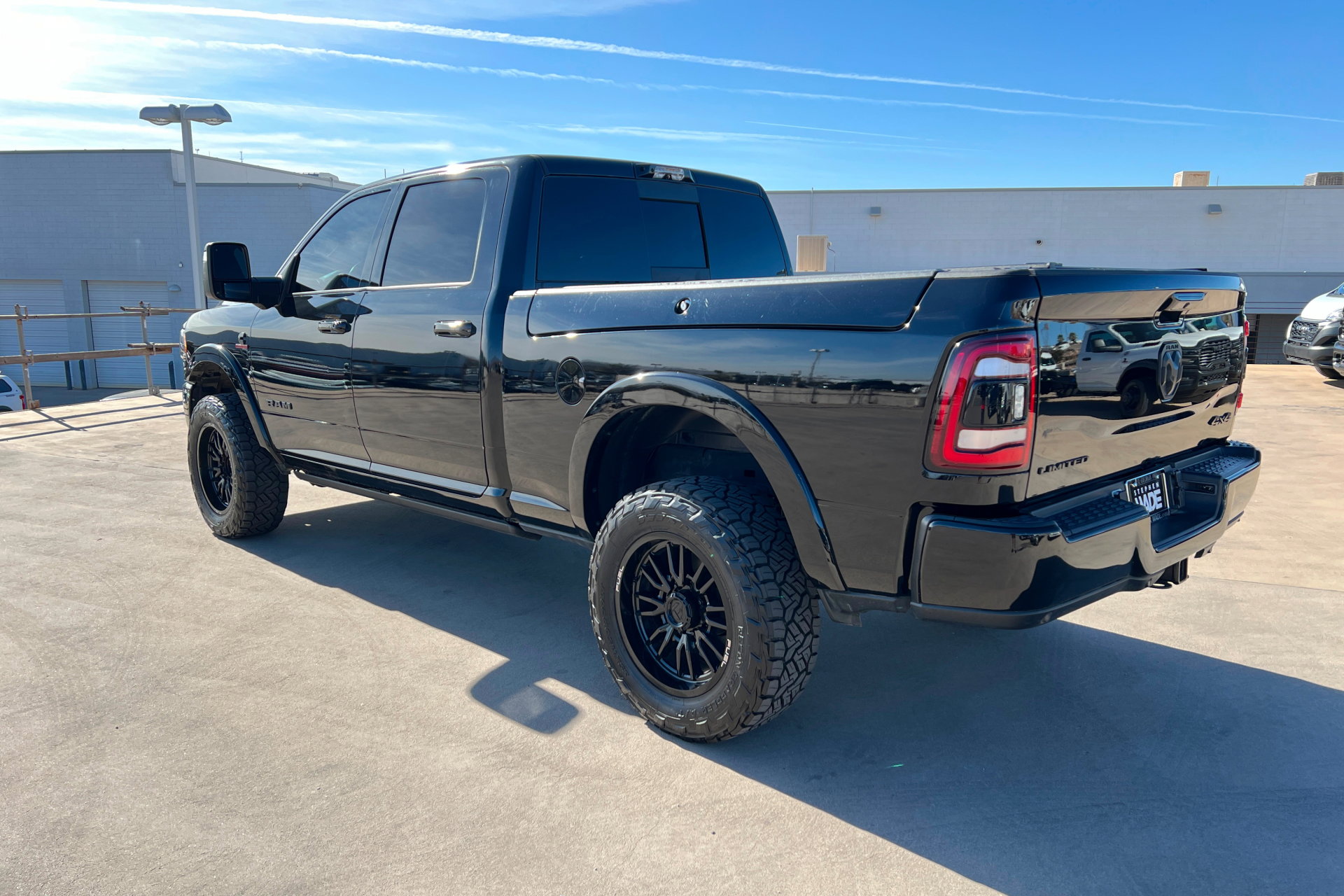 Used 2024 RAM 2500 Limited image 3