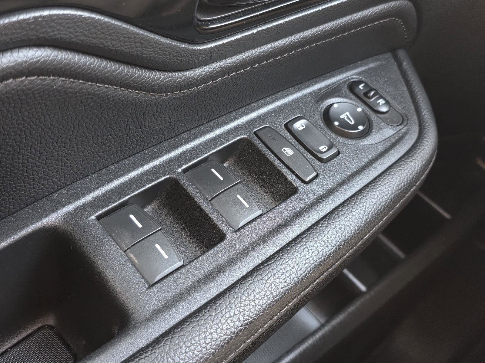 Used 2023 Honda Odyssey Touring image 9