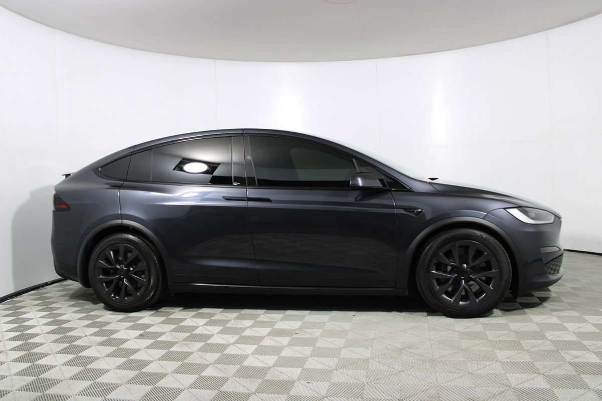 Used 2024 Tesla Model X AWD/4WD image 37