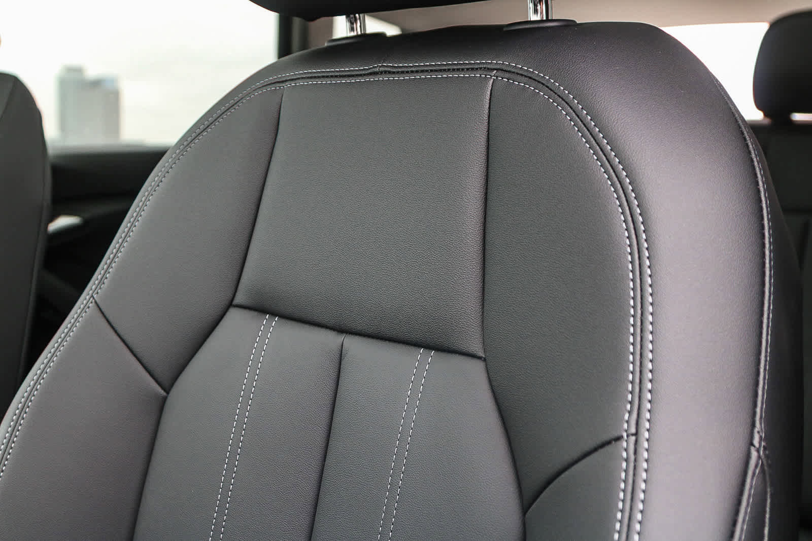 Used 2025 Audi Q6 e-tron Premium w/ Convenience Package image 27