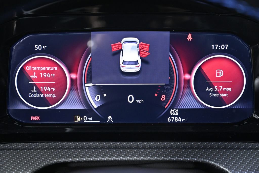 Used 2024 Volkswagen Golf R image 16