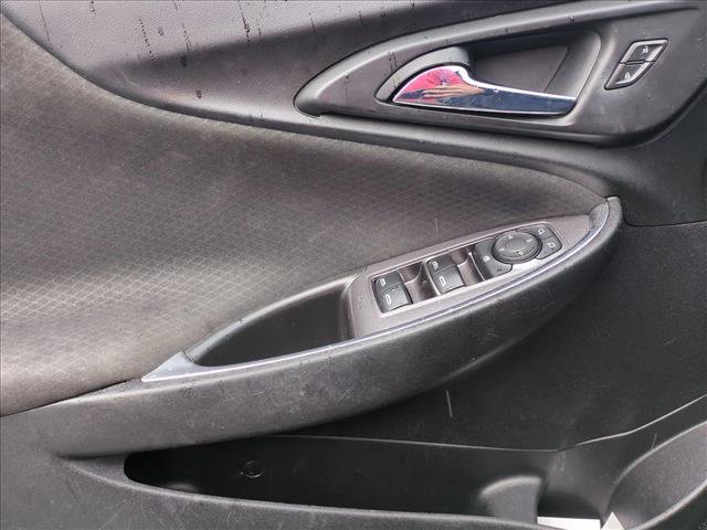 Used 2021 Chevrolet Malibu LT FWD image 9