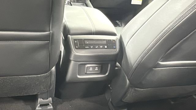 New 2026 Nissan Pathfinder SL image 36