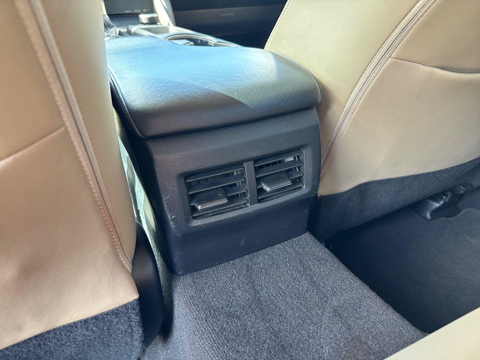 Used 2019 Lexus IS 300 w/ Premium Package RWD image 38