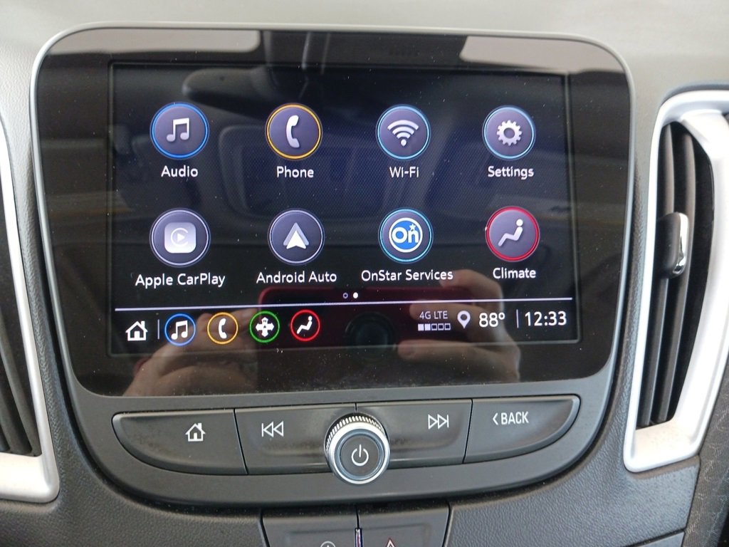 Used 2023 Chevrolet Malibu LT image 17