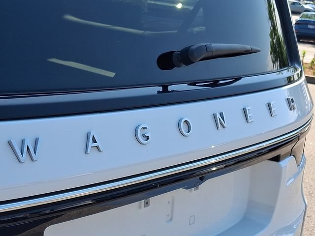 Used 2024 Jeep Wagoneer Series II w/ Flexible Seating Group RWD image 32