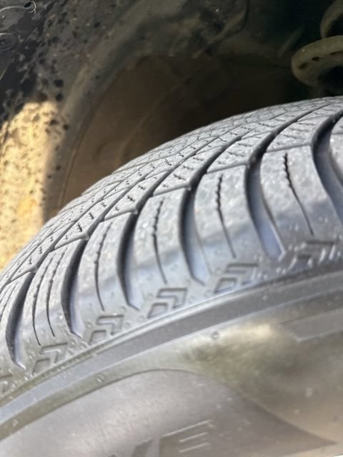 Used 2018 Toyota RAV4 XLE AWD/4WD image 11