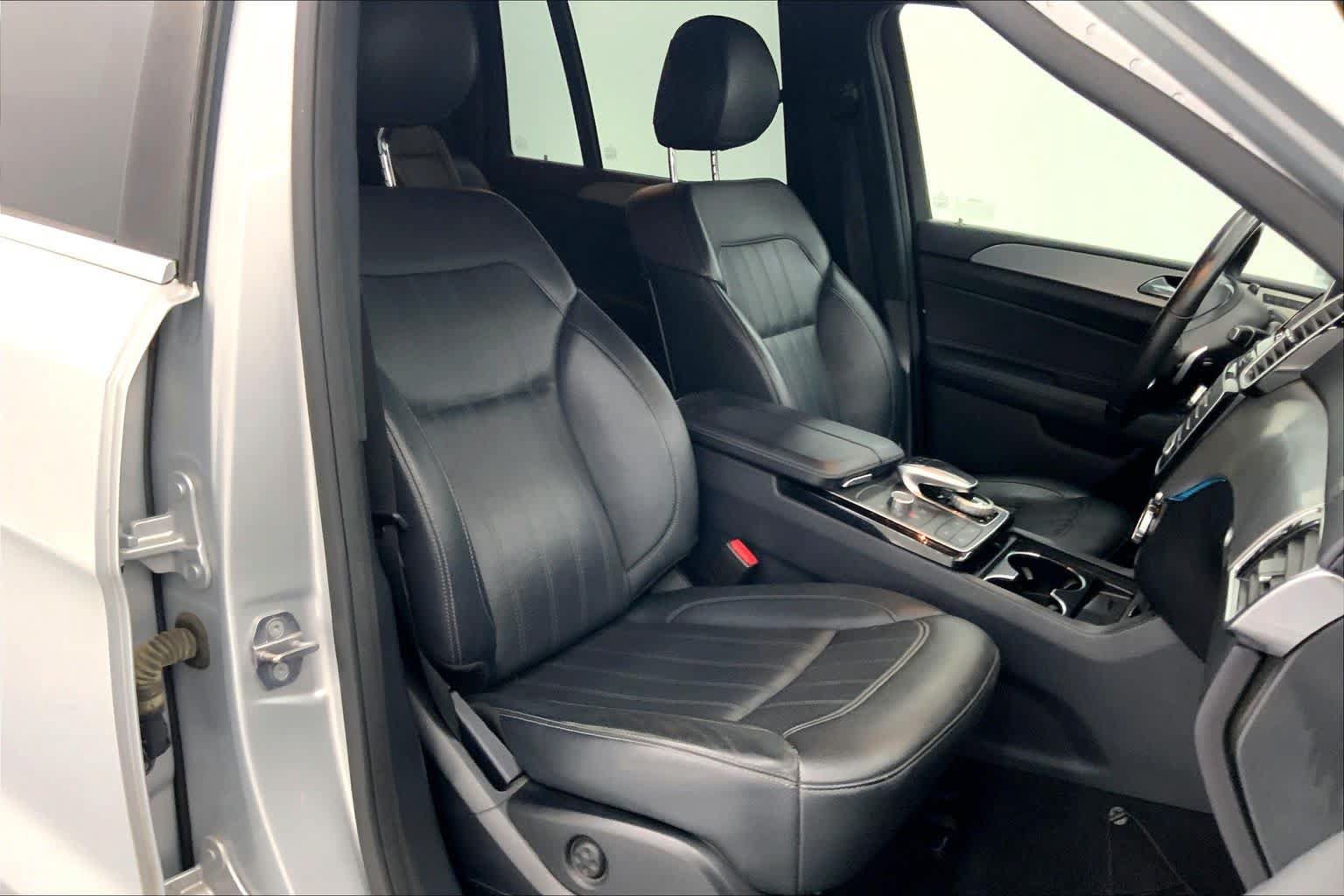 Used 2019 Mercedes-Benz GLS 450 4MATIC image 11