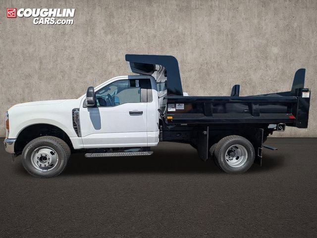New 2025 Ford F350 XL w/ XL Chrome Package image 5
