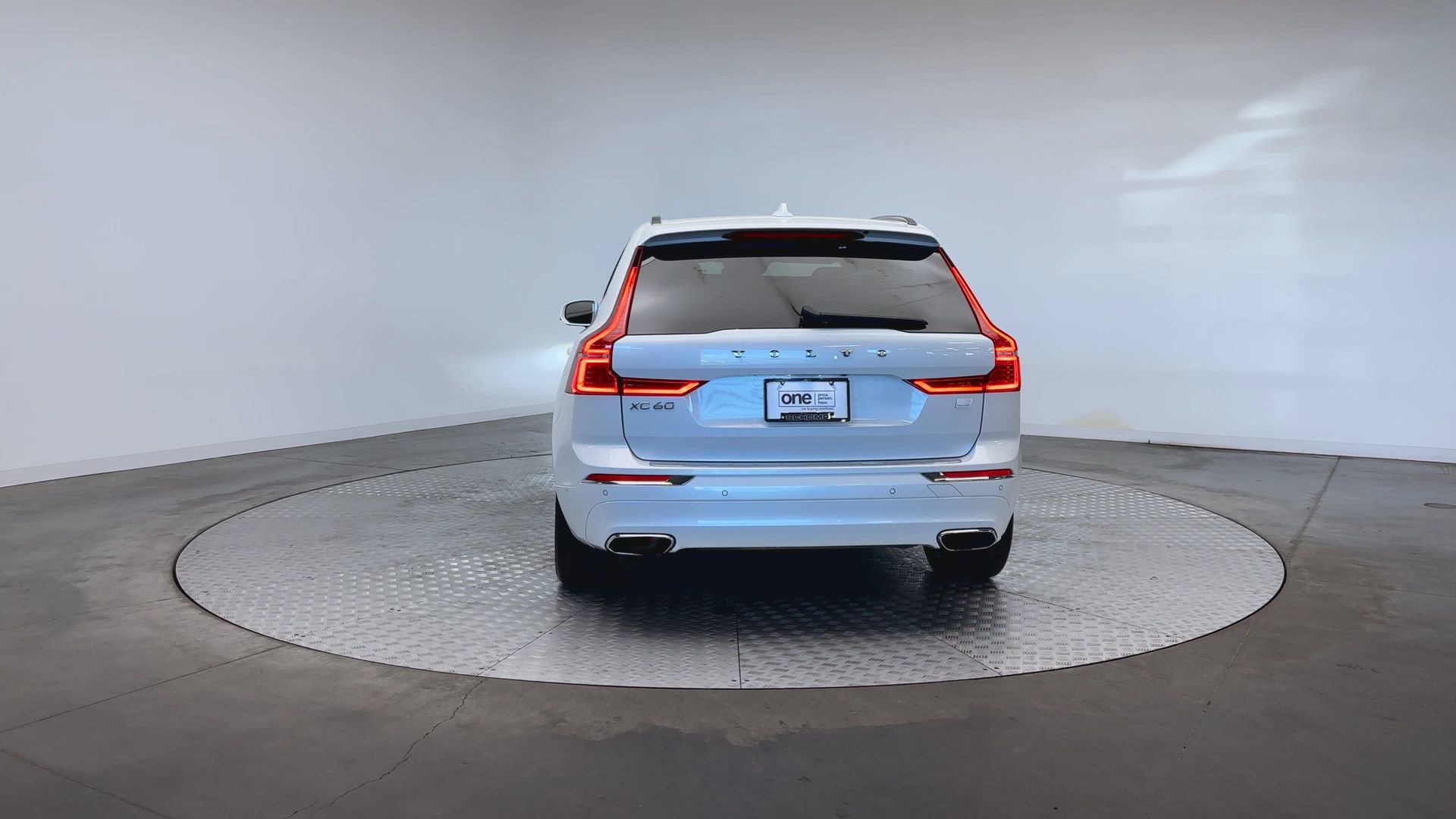 Used 2021 Volvo XC60 T8 Inscription w/ Advanced Package image 7