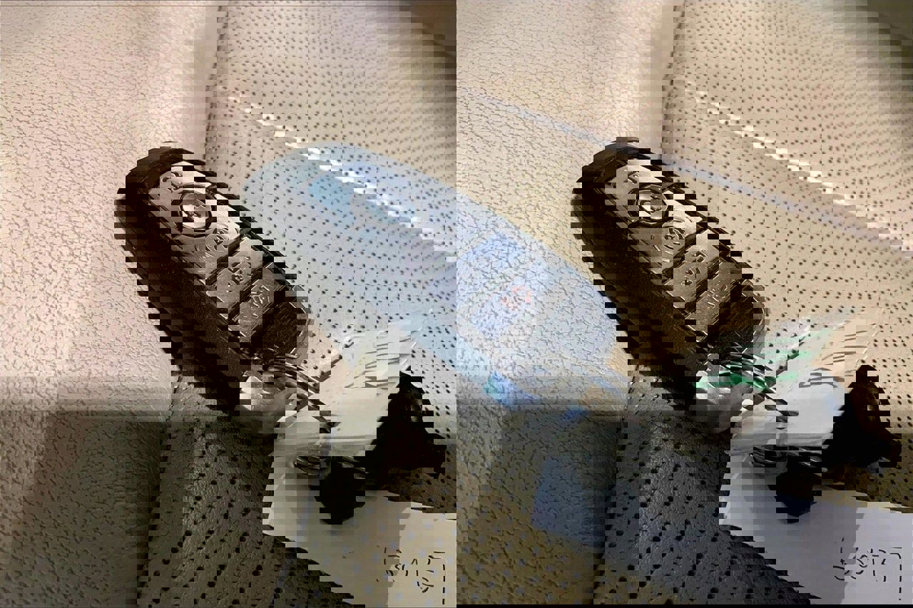 Used 2019 Ford F150 Lariat w/ Equipment Group 502A Luxury image 19