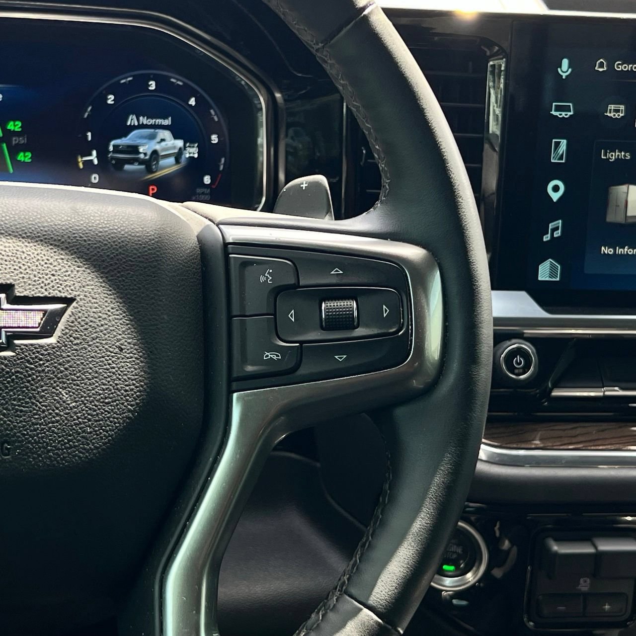 Certified 2024 Chevrolet Silverado 1500 LT Trail Boss w/ Convenience Package II AWD/4WD image 14