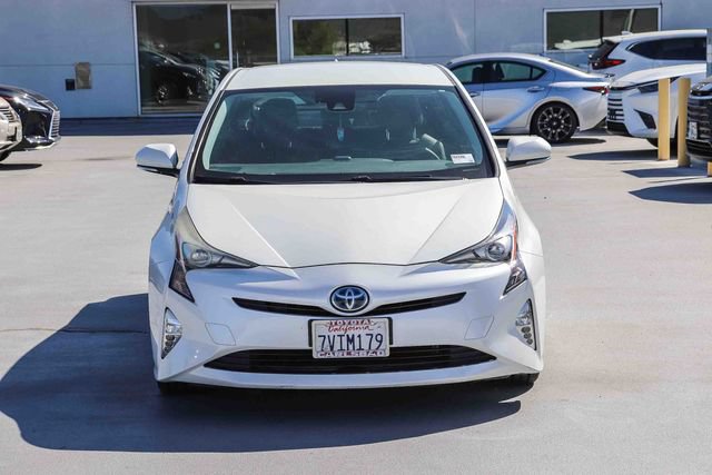 Used 2016 Toyota Prius Three Touring FWD image 2