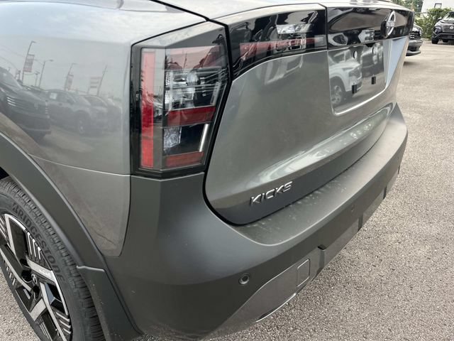 New 2026 Nissan Kicks SV w/ SV Premium Package FWD image 10