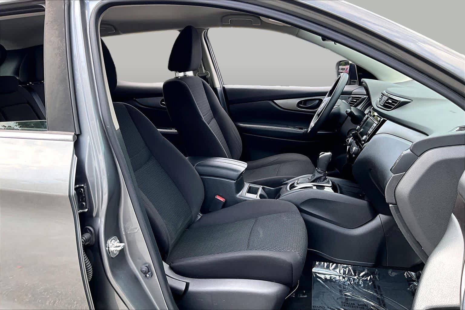 Used 2019 Nissan Rogue Sport S AWD/4WD image 9
