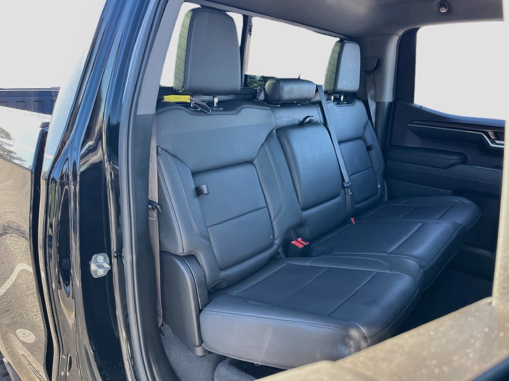 Used 2024 Chevrolet Silverado 1500 LT Trail Boss w/ LT Trail Boss Premium Package AWD/4WD image 27