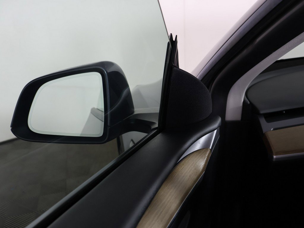 Used 2023 Tesla Model Y Long Range image 34