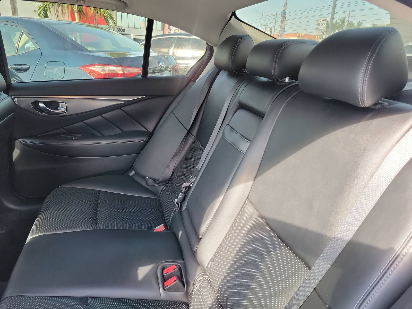 Used 2018 INFINITI Q50 Sport AWD/4WD image 15