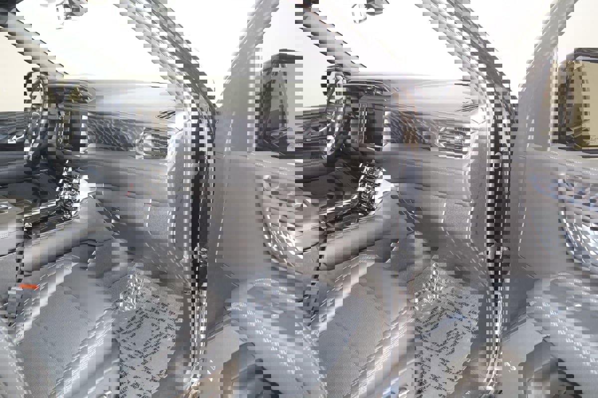 Used 2022 GMC Yukon Denali image 47