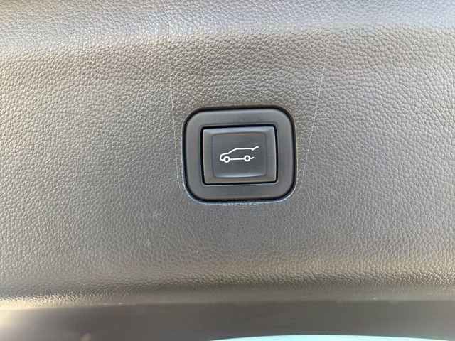 Used 2023 Buick Enclave Essence w/ Trailering Package, 5000 lbs. image 19