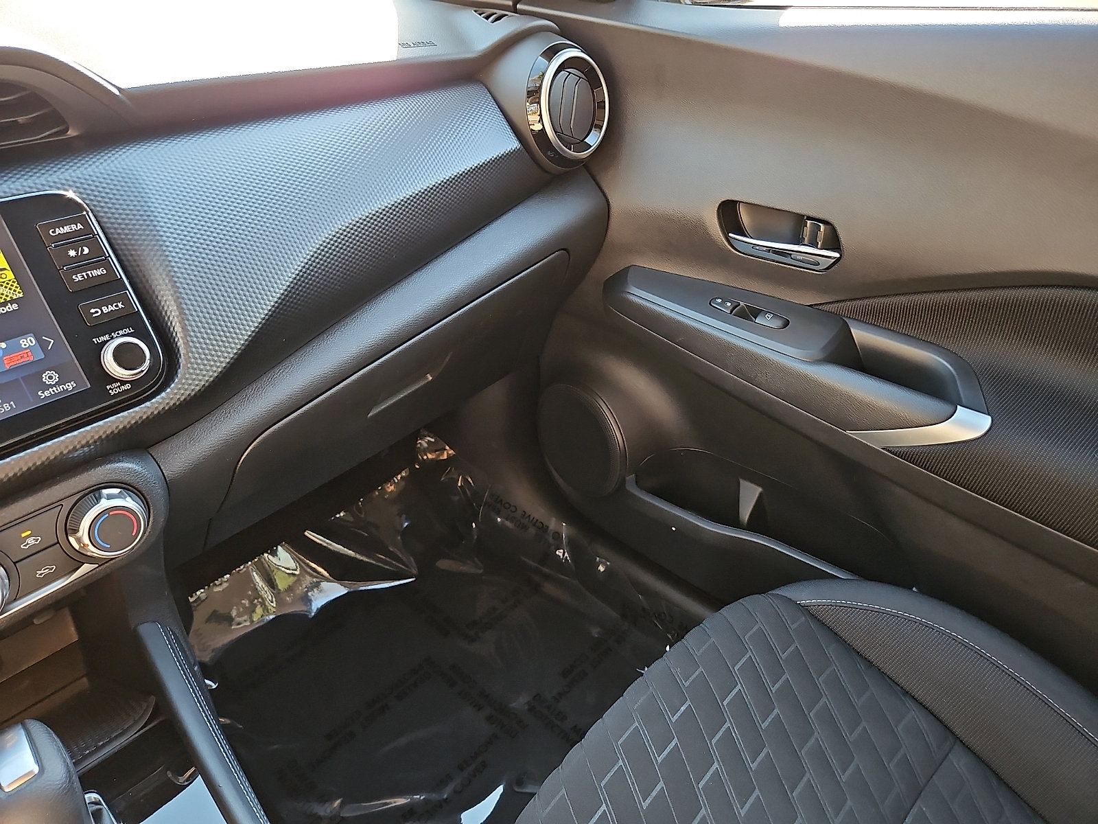 Certified 2023 Nissan Kicks SV image 24