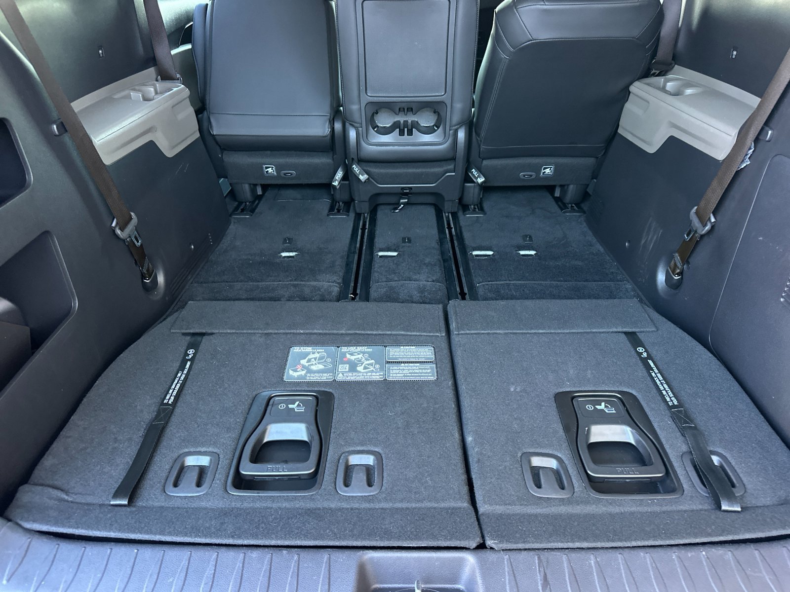 Used 2026 Kia Carnival FWD image 15