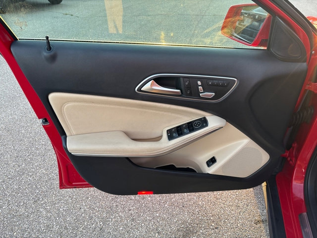 Used 2019 Mercedes-Benz GLA 250 image 9