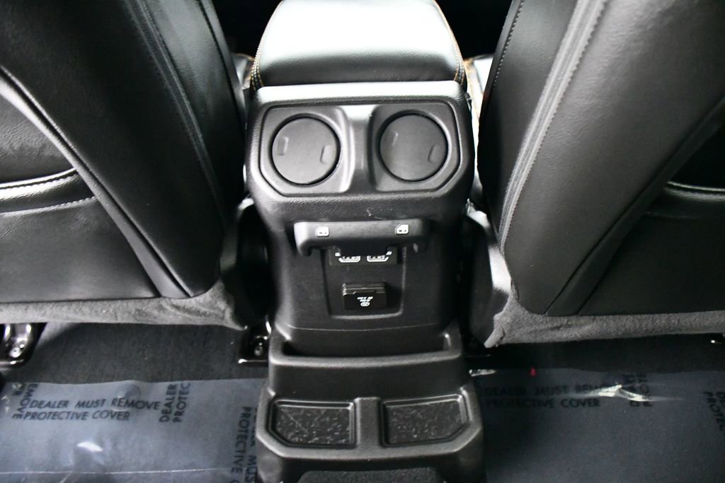 Used 2022 Jeep Wrangler Unlimited Sahara image 19