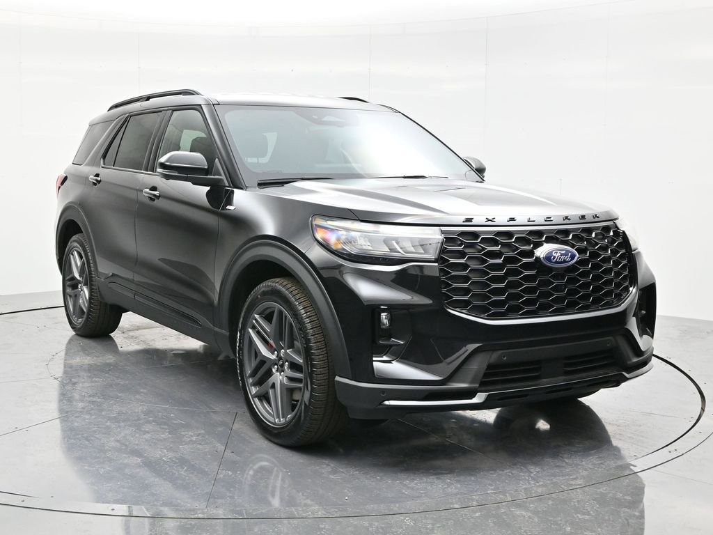New 2026 Ford Explorer ST-Line w/ ST-Line Street Pack AWD/4WD image 3
