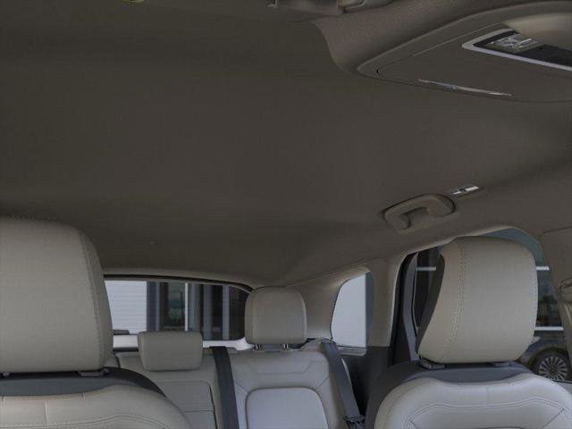 New 2025 Lincoln Corsair AWD image 22