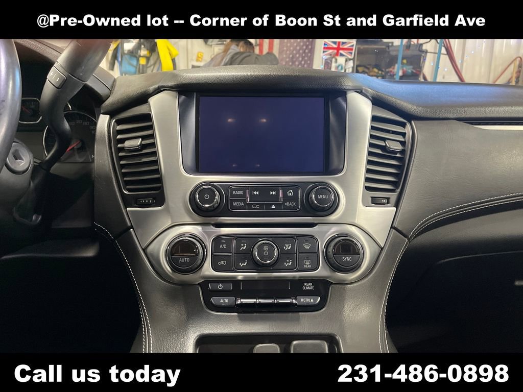 Used 2018 GMC Yukon SLE w/ SLE Value Package image 19