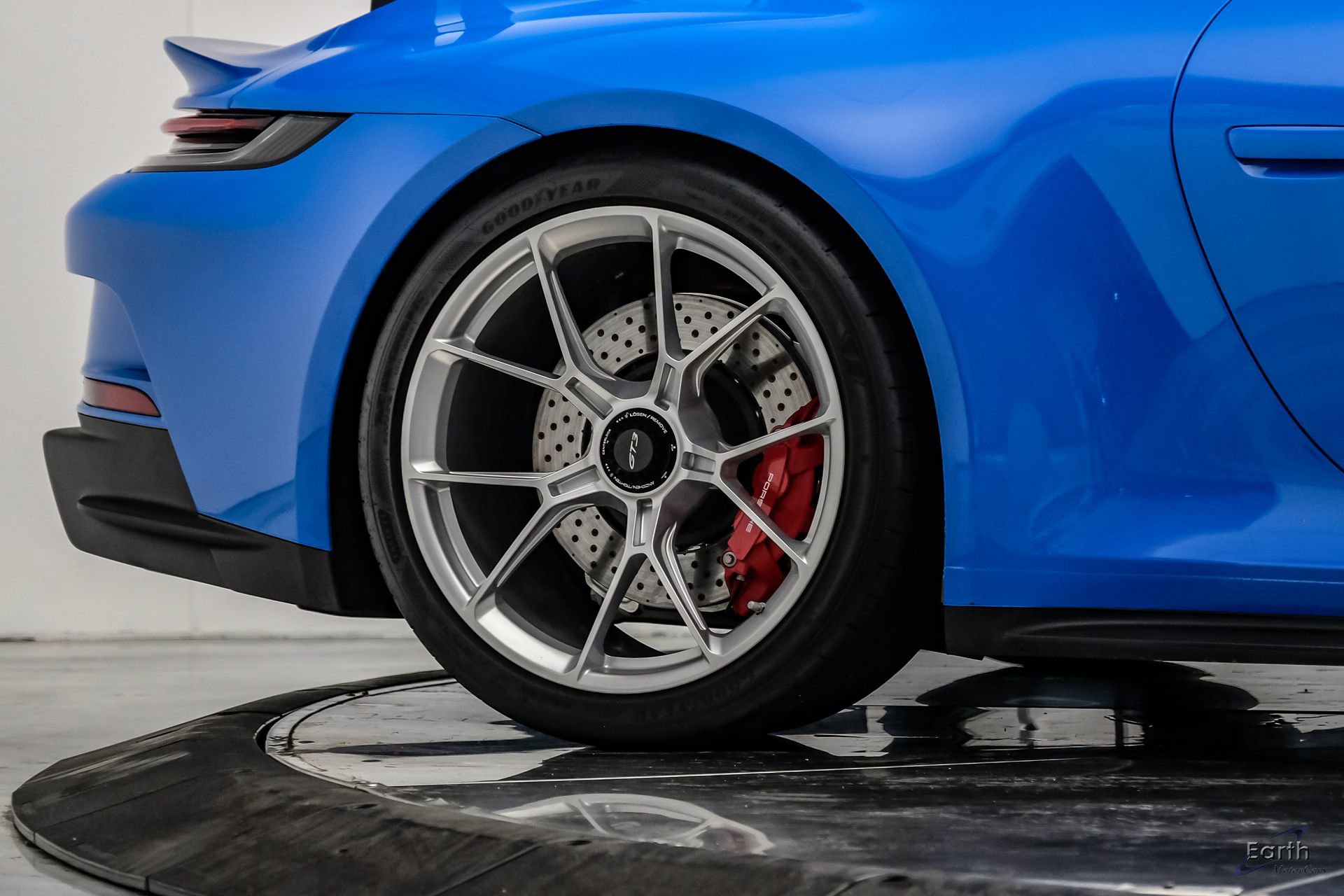 Used 2022 Porsche 911 GT3 RWD image 95