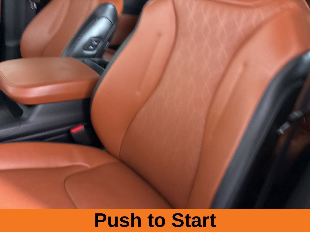 Used 2026 Kia Carnival SX w/ SX Dark Edition Package image 10