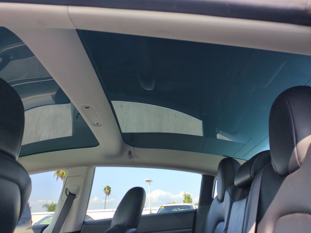 Used 2020 Tesla Model 3 Standard Range Plus RWD image 20