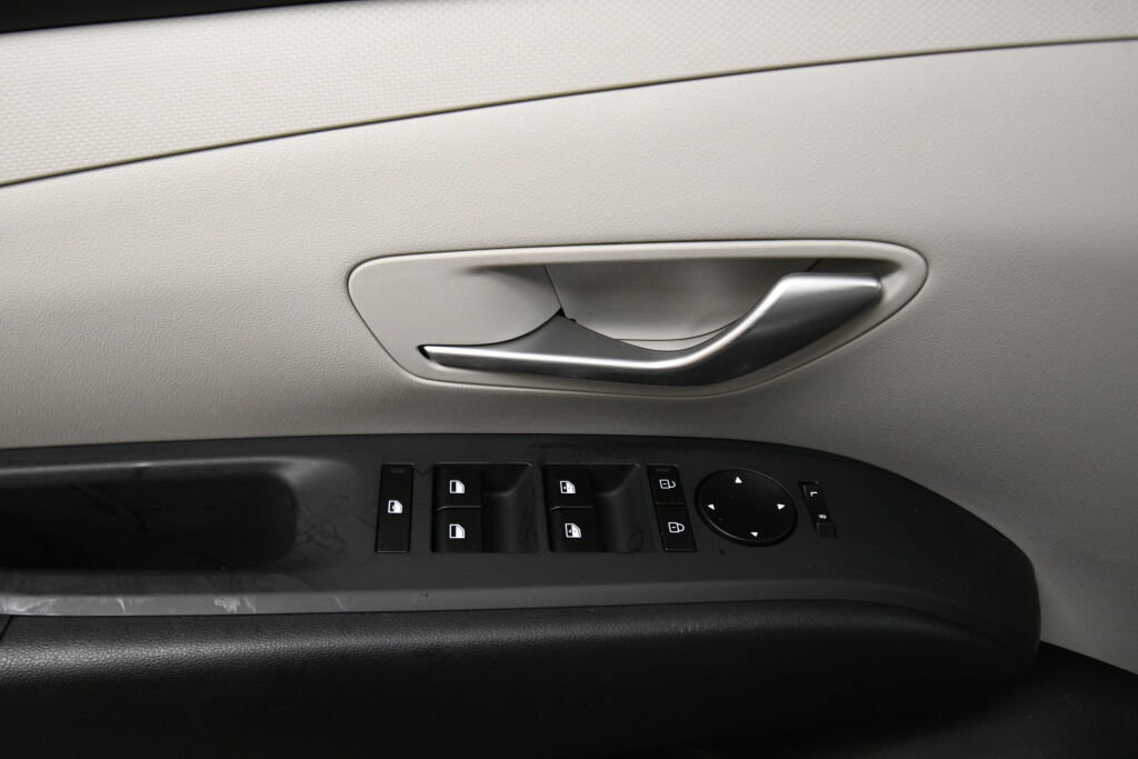 Used 2026 Hyundai Tucson SEL image 12