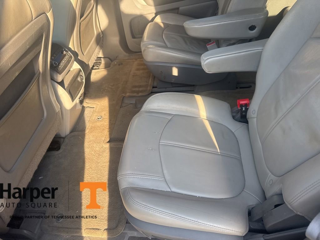 Used 2015 GMC Acadia SLT image 10