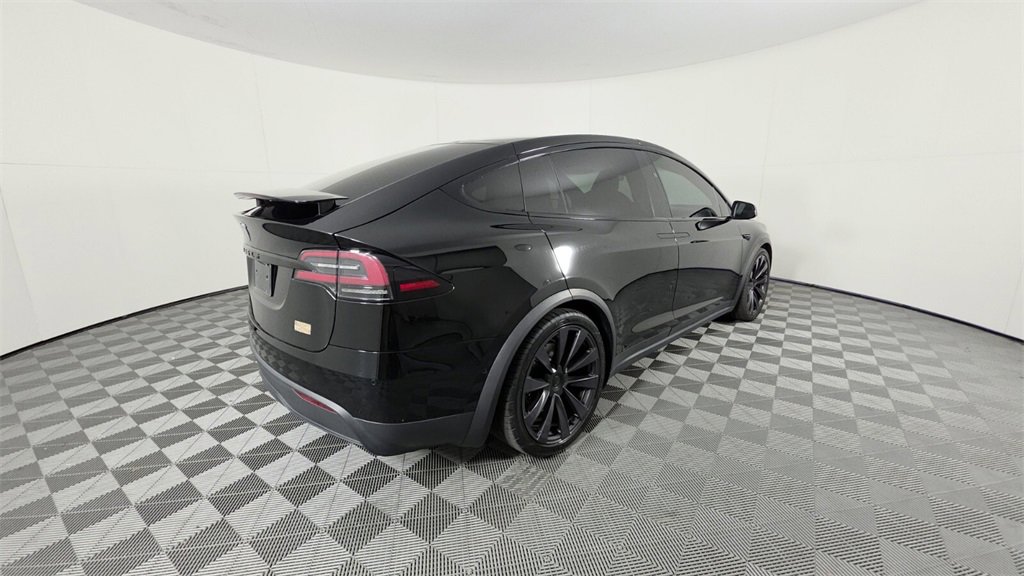 Used 2022 Tesla Model X Plaid image 5