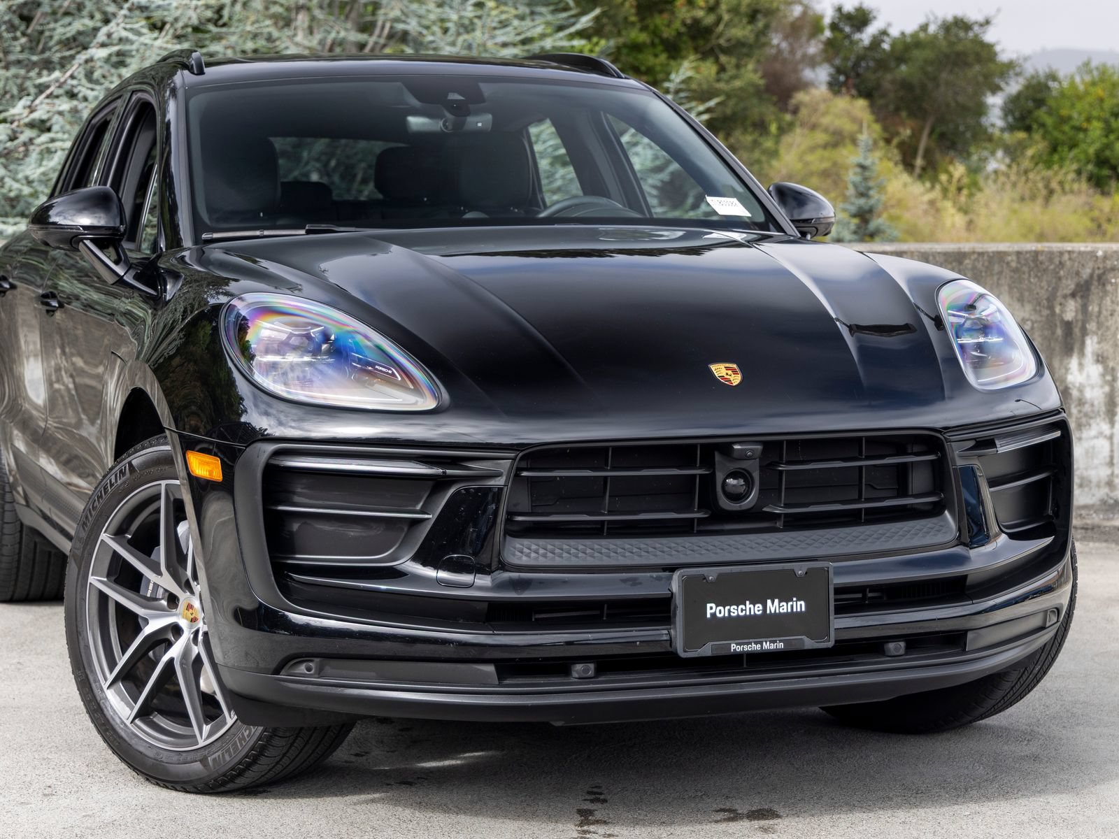 Certified 2026 Porsche Macan AWD/4WD image 9