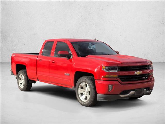 Used 2018 Chevrolet Silverado 1500 LT w/ Texas Edition AWD/4WD image 3