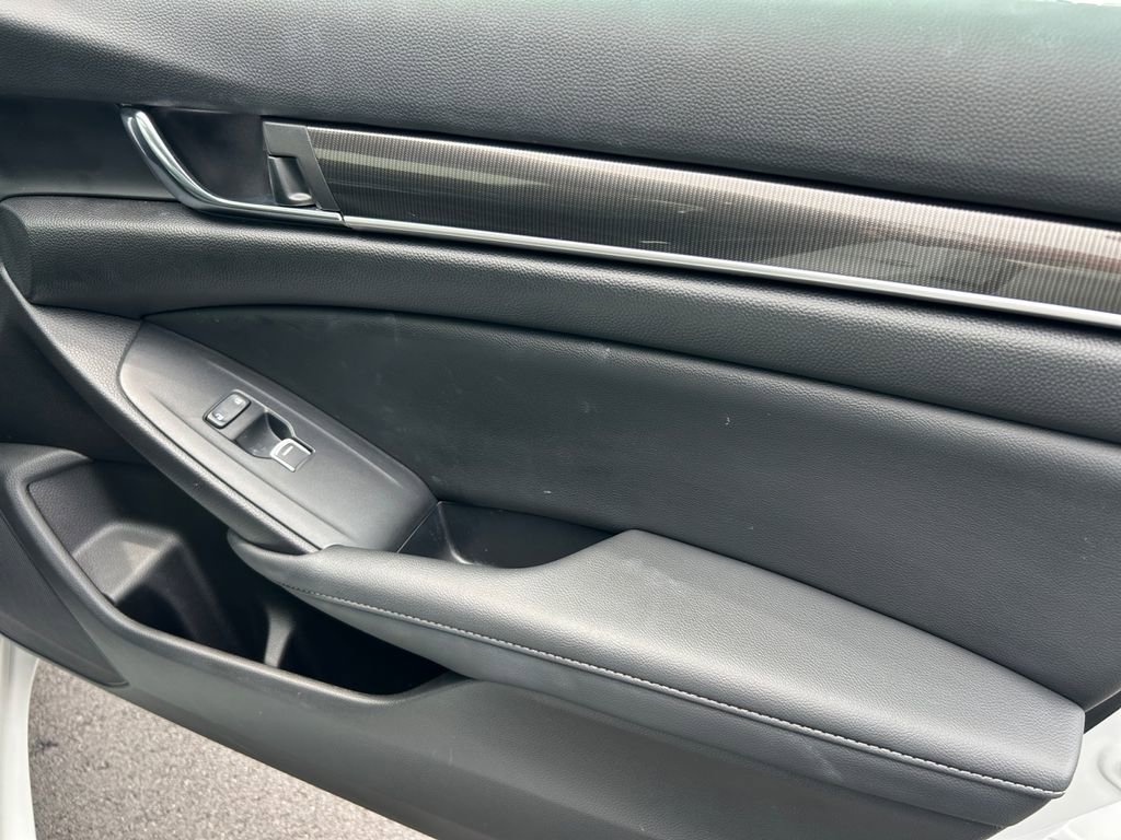 Used 2022 Honda Accord Sport image 26