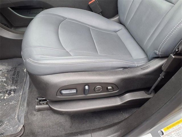 Used 2024 Buick Enclave Premium image 42