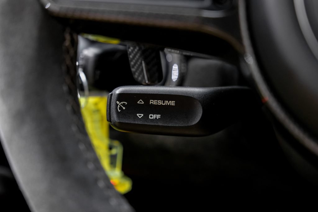 Used 2018 Porsche 911 GT2 RS RWD image 18
